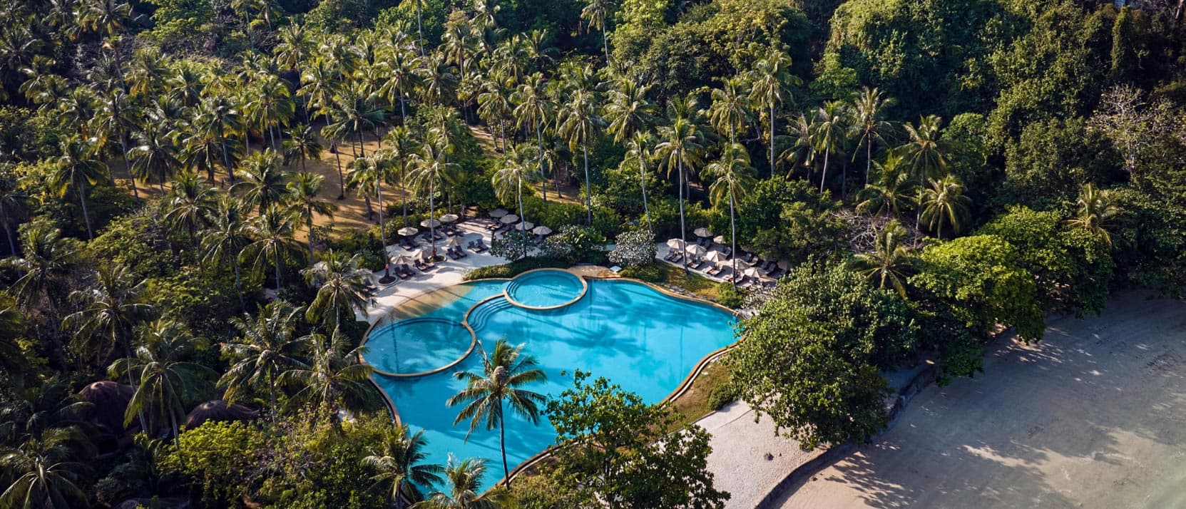 Limestone cliffs and tropical sea near Rayavadee