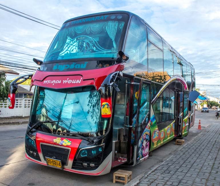 泰國巴士包車