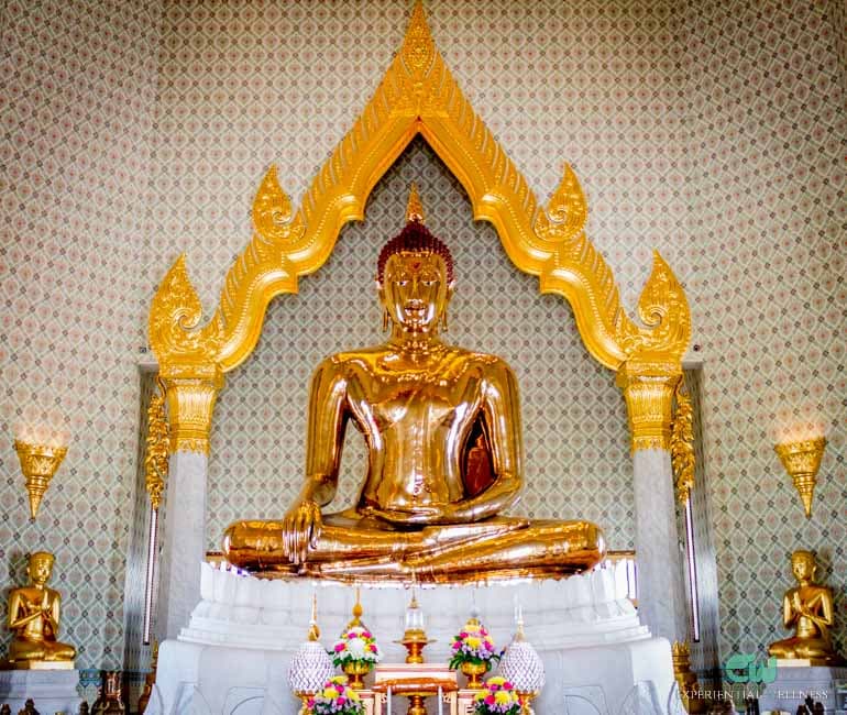 世界上最大的金佛像位於曼谷唐人街的金佛像大廳